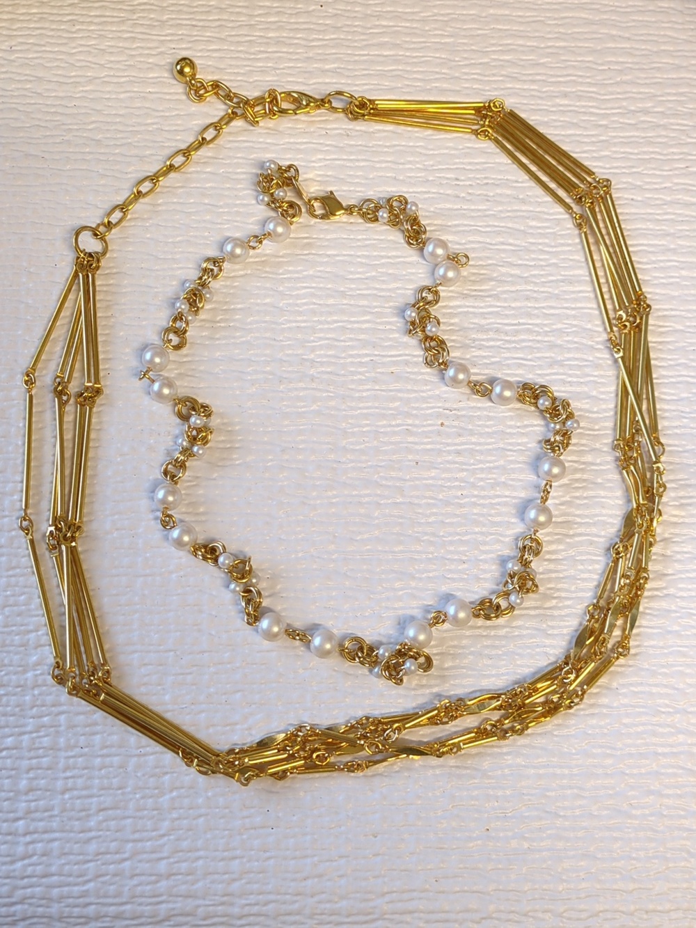✨Elegant Gold-Tone Necklaces - Beads and Links, Bars